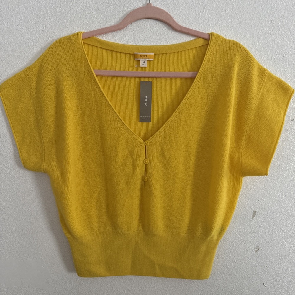 NWT J.Crew Featherweight Cashmere V-neck T-shirt in Bright Sun Yellow Sweater M